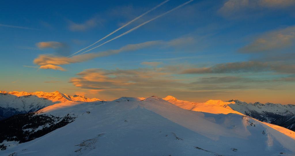 Hotel Relais Des Alpes Oulx エクステリア 写真