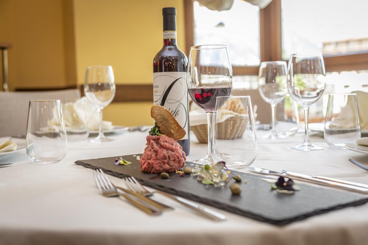 Hotel Relais Des Alpes Oulx エクステリア 写真